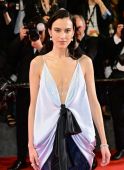 ����ɺ����Alexa Chung ���ࡶ�Ұ������ˡ���ɵ�Ӱ����ӳ��̺[15P]